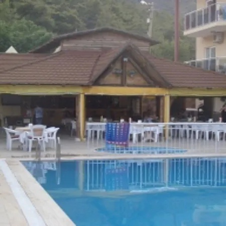 Ξενοδοχείο Club Tokmak İcmeler