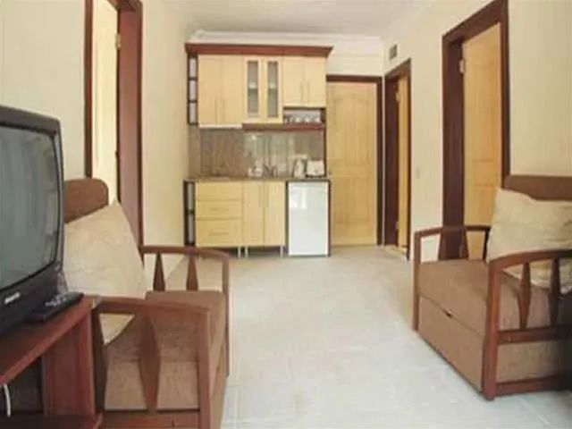 ホテル Club Tokmak 3*